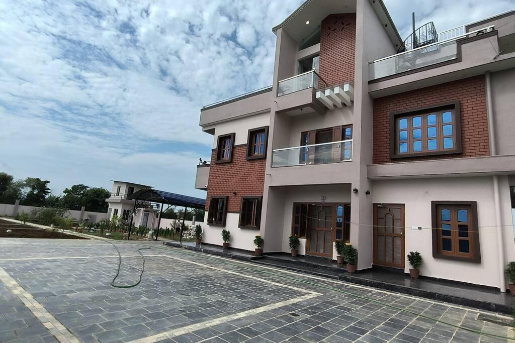 2Bhk Rental Apartment Bharatpur  外观 照片